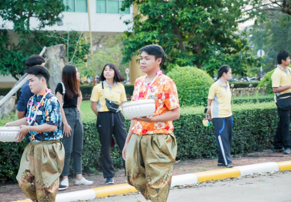 ภาพกิจกรรม สโมสรนักศึกษาคณะวิทยาศาสตร์และเทคโนโลยี จัดโครงการกีฬาสานสัมพันธ์น้องพี่ คณะวิทยาศาสตร์และเทคโนโลยี