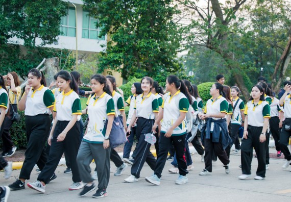 ภาพกิจกรรม สโมสรนักศึกษาคณะวิทยาศาสตร์และเทคโนโลยี จัดโครงการกีฬาสานสัมพันธ์น้องพี่ คณะวิทยาศาสตร์และเทคโนโลยี