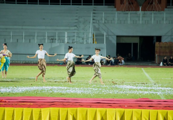 ภาพกิจกรรม สโมสรนักศึกษาคณะวิทยาศาสตร์และเทคโนโลยี จัดโครงการกีฬาสานสัมพันธ์น้องพี่ คณะวิทยาศาสตร์และเทคโนโลยี