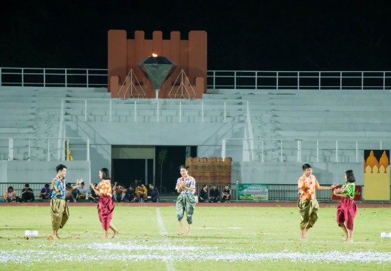 ภาพกิจกรรม สโมสรนักศึกษาคณะวิทยาศาสตร์และเทคโนโลยี จัดโครงการกีฬาสานสัมพันธ์น้องพี่ คณะวิทยาศาสตร์และเทคโนโลยี