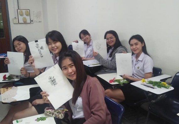 ภาพกิจกรรม โปรแกรมวิชาชีววิทยา	จัดกิจกรรมการอบรมวาดภาพทางวิทยาศาสตร์