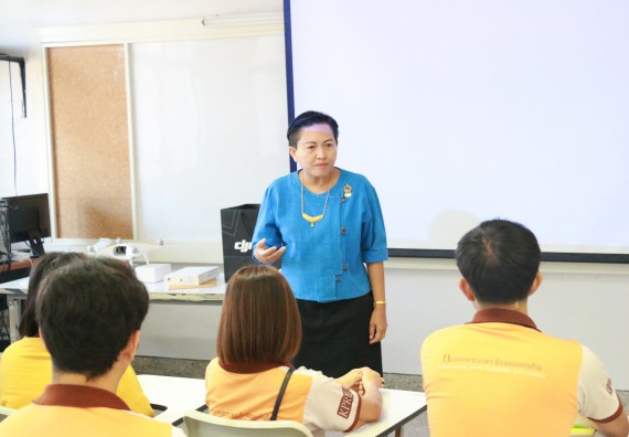 ภาพกิจกรรม โปรแกรมวิชาวิทยาศาสตร์สิ่งแวดล้อม จัดอบรมเชิงปฏิบัติการพัฒนาทักษะและความปลอดภัยการพัฒนาทักษะและความปลอดภัยการใช้เครื่องมือวิเคราะห์ชั้นสูง