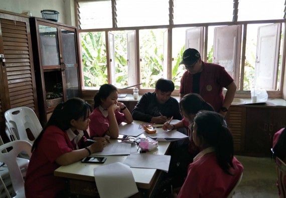 ภาพกิจกรรม โปรแกรมวิชาฟิสิกส์ จัดกิจกรรมนักฟิสิกส์รุ่นเยาว์ ปีที่ 6