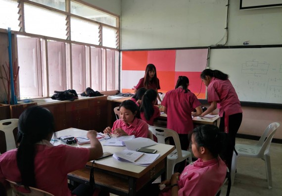 ภาพกิจกรรม โปรแกรมวิชาฟิสิกส์ จัดกิจกรรมนักฟิสิกส์รุ่นเยาว์ ปีที่ 6