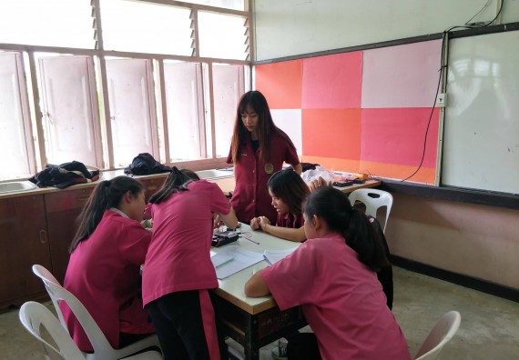 ภาพกิจกรรม โปรแกรมวิชาฟิสิกส์ จัดกิจกรรมนักฟิสิกส์รุ่นเยาว์ ปีที่ 6