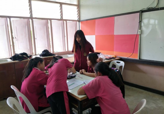 ภาพกิจกรรม โปรแกรมวิชาฟิสิกส์ จัดกิจกรรมนักฟิสิกส์รุ่นเยาว์ ปีที่ 6