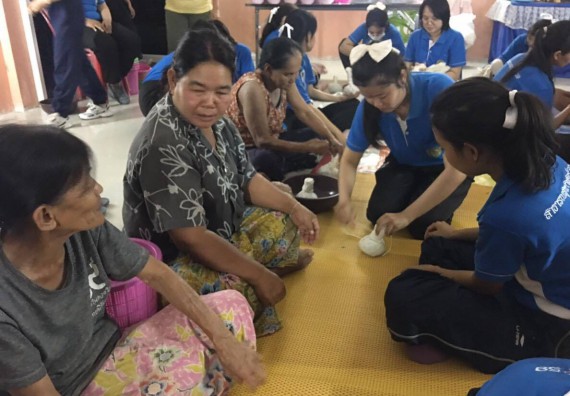 ภาพกิจกรรม โปรแกรมวิชาสาธารณสุขศาสตร์ จัดกิจกรรมการดูแลผู้สูงอายุ ภายใต้โครงการส่งเสริมและสนับสนุนการจัดการเรียนการสอนเชิงบูรณาการกับการทำงาน (WIL)