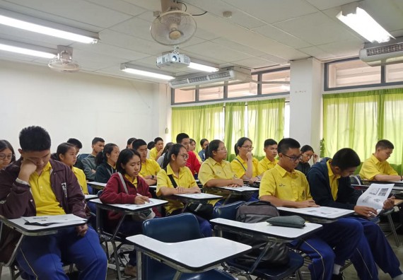 ภาพกิจกรรม โปรแกรมวิชาชีววิทยา	จัดการอบรมเชิงปฏิบัติการการเพาะเลี้ยงเนื้อเยื่อกล้วยไข่