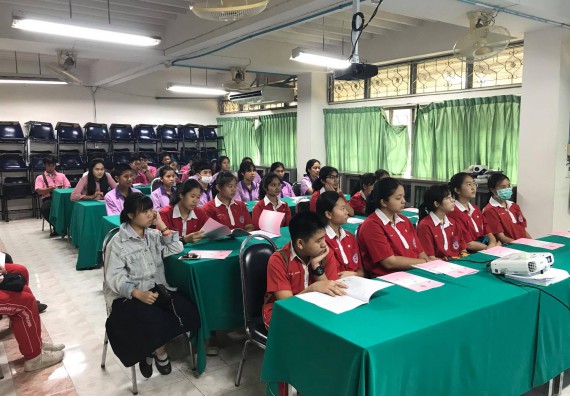 ภาพกิจกรรม ศูนย์วิทยาศาสตร์และวิทยาศาสตร์ประยุกต์ จัดการอบรมเชิงปฏิบัติการทักษะทางวิทยาศาสตร์