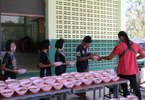 ภาพกิจกรรม โปรแกรมวิชาคณิตศาสตร์ จัดโครงการบูรณาการการจัดการเรียนการสอน ค่ายโครงงานคณิตศาสตร์ฯ