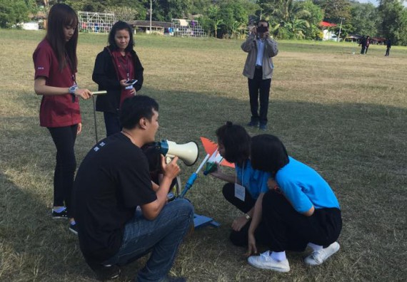 ภาพกิจกรรม โปรแกรมวิชาฟิสิกส์ จัดกิจกรรม ค่ายดาราศาสตร์สัญจร ปีที่ 6