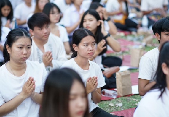 ภาพกิจกรรม สวดมนต์ สร้างเยาวชนที่ดี มีคุณธรรม นำชีวิต