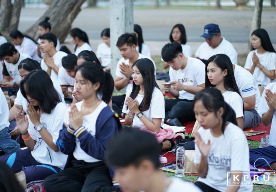 ภาพกิจกรรม สวดมนต์ สร้างเยาวชนที่ดี มีคุณธรรม นำชีวิต