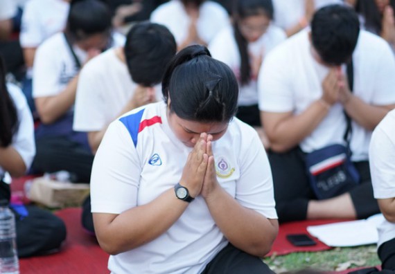 ภาพกิจกรรม สวดมนต์ สร้างเยาวชนที่ดี มีคุณธรรม นำชีวิต