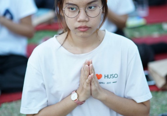 ภาพกิจกรรม สวดมนต์ สร้างเยาวชนที่ดี มีคุณธรรม นำชีวิต