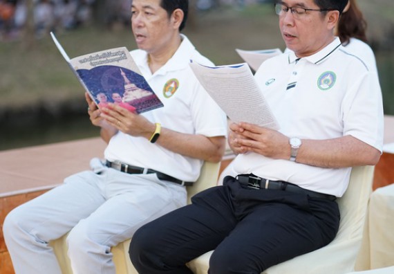 ภาพกิจกรรม สวดมนต์ สร้างเยาวชนที่ดี มีคุณธรรม นำชีวิต