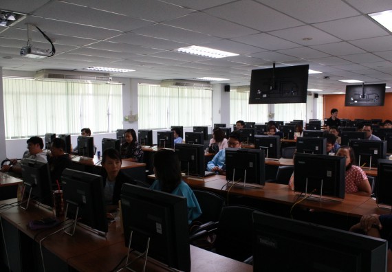 ภาพกิจกรรม คณะวิทยาศาสตร์และเทคโนโลยี เข้าร่วมประชุมผู้ใช้ระบบสารสนเทศ