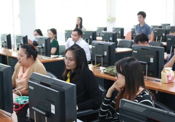 ภาพกิจกรรม คณะวิทยาศาสตร์และเทคโนโลยี เข้าร่วมประชุมผู้ใช้ระบบสารสนเทศ