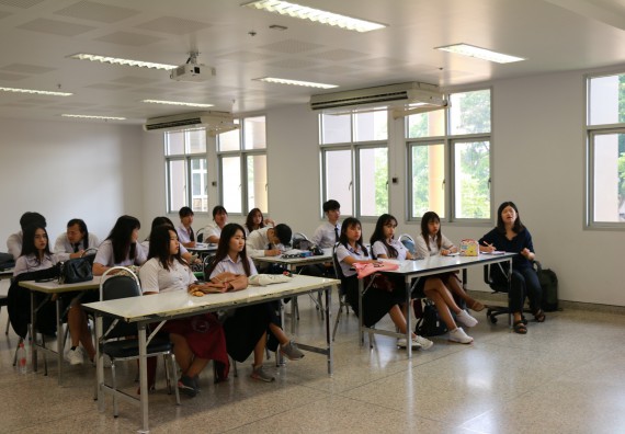 ภาพกิจกรรม โปรแกรมวิชาชีววิทยาอบรมเชิงปฏิบัติการมาตรฐานและคุณภาพผลิตภัณฑ์อาหารและโรงงานอาหาร