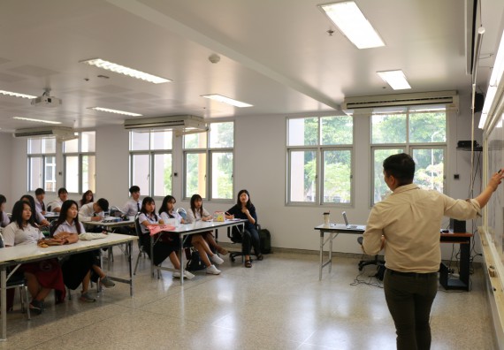 ภาพกิจกรรม โปรแกรมวิชาชีววิทยาอบรมเชิงปฏิบัติการมาตรฐานและคุณภาพผลิตภัณฑ์อาหารและโรงงานอาหาร