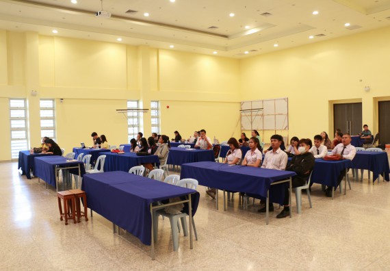 ภาพกิจกรรม คณะวิทยาศาสตร์และเทคโนโลยี จัดอบรมเชิงปฏิบัติการ เรื่อง การทำงานวิจัย และขอตำแหน่งทางวิชาการด้วยผลงานรับใช้สังคม