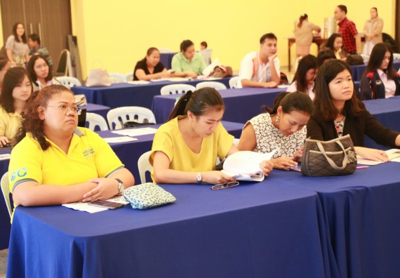 ภาพกิจกรรม คณะวิทยาศาสตร์และเทคโนโลยี จัดอบรมเชิงปฏิบัติการ เรื่อง การทำงานวิจัย และขอตำแหน่งทางวิชาการด้วยผลงานรับใช้สังคม