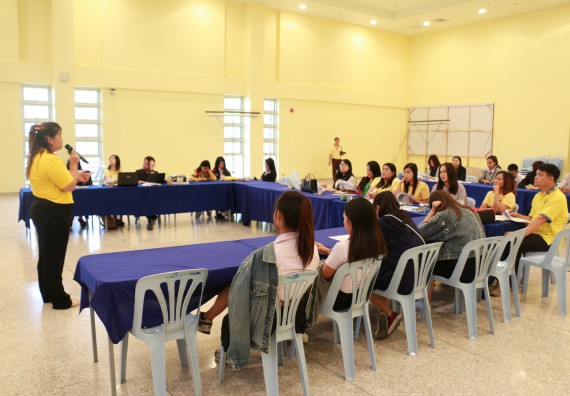 ภาพกิจกรรม คณะวิทยาศาสตร์และเทคโนโลยี จัดอบรมเชิงปฏิบัติการ เรื่อง การทำงานวิจัย และขอตำแหน่งทางวิชาการด้วยผลงานรับใช้สังคม