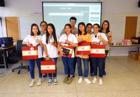 ภาพกิจกรรม โปรแกรมวิชาเคมี จัดอบรมเชิงปฏิบัติการความปลอดภัยในห้องปฏิบัติการทางเคมีสำหรับนักศึกษา ค.บ. เคมี