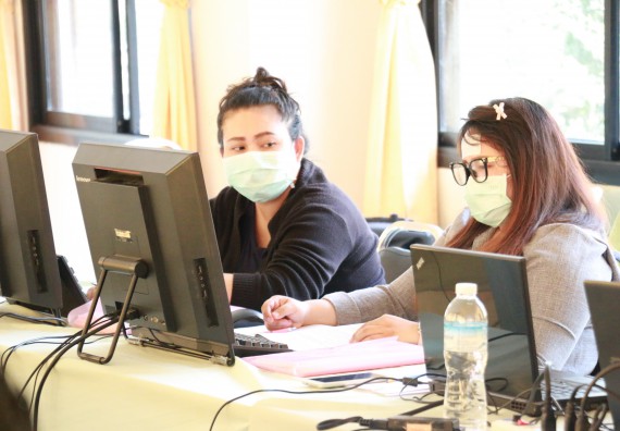 ภาพกิจกรรม คณะวิทยาศาสตร์และเทคโนโลยี จัดอบรมเชิงปฏิบัติการ หลักเกณฑ์และวิธีการประเมินค่างาน และเทคนิคการเขียนคู่มือปฏิบัติงาน