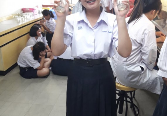 ภาพกิจกรรม โปรแกรมวิชาชีววิทยา	อบรมเชิงปฏิบัติการการเพาะเลี้ยงเนื้อเยื่อกล้วยไข่