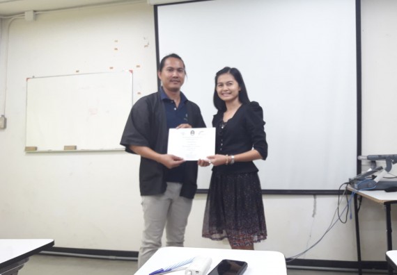 ภาพกิจกรรม โปรแกรมวิชาชีววิทยา	อบรมเชิงปฏิบัติการการเพาะเลี้ยงเนื้อเยื่อกล้วยไข่