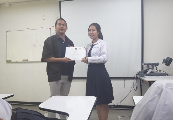 ภาพกิจกรรม โปรแกรมวิชาชีววิทยา	อบรมเชิงปฏิบัติการการเพาะเลี้ยงเนื้อเยื่อกล้วยไข่