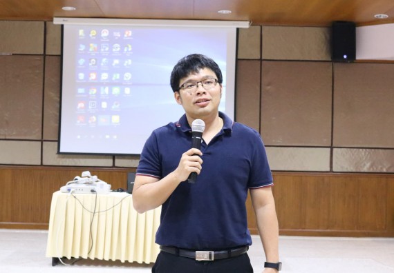 ภาพกิจกรรม โปรแกรมวิชาคณิตศาสตร์ จัดกิจกรรมสัมมนาแลกเปลี่ยนเรียนรู้การทำวิจัยทางคณิตศาสตร์