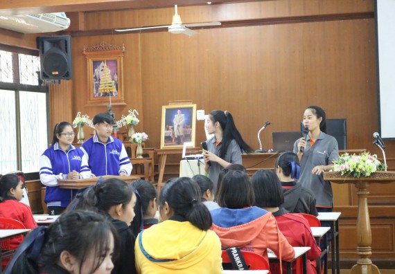 ภาพกิจกรรม โปรแกรมวิชาคณิตศาสตร์ จัดอบรมเชิงปฏิบัติการการส่งเสริมทักษะความสามารถทางด้านคณิตศาสตร์ครั้งที่ 2