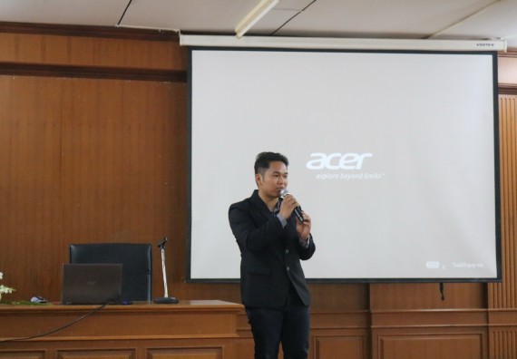 ภาพกิจกรรม โปรแกรมวิชาคณิตศาสตร์ จัดอบรมเชิงปฏิบัติการการส่งเสริมทักษะความสามารถทางด้านคณิตศาสตร์ครั้งที่ 2