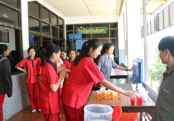 ภาพกิจกรรม โปรแกรมวิชาคณิตศาสตร์ จัดอบรมเชิงปฏิบัติการการส่งเสริมทักษะความสามารถทางด้านคณิตศาสตร์ครั้งที่ 2