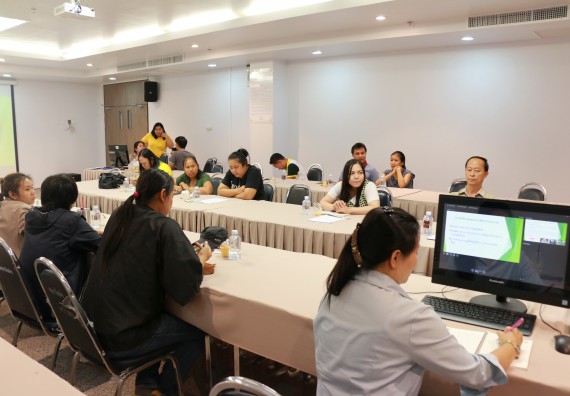 ภาพกิจกรรม แลกเปลี่ยนเรียนรู้เรื่องความสำเร็จในการลงพื้นที่เพื่อเก็บข้อมูลวิจัย
