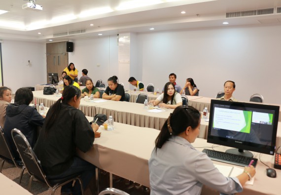 ภาพกิจกรรม แลกเปลี่ยนเรียนรู้เรื่องความสำเร็จในการลงพื้นที่เพื่อเก็บข้อมูลวิจัย