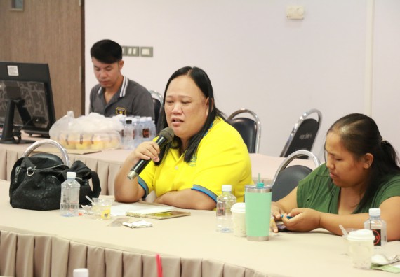 ภาพกิจกรรม แลกเปลี่ยนเรียนรู้เรื่องความสำเร็จในการลงพื้นที่เพื่อเก็บข้อมูลวิจัย