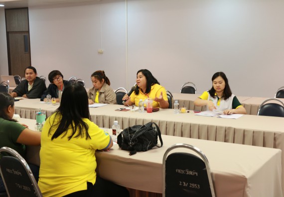 ภาพกิจกรรม แลกเปลี่ยนเรียนรู้เรื่องความสำเร็จในการลงพื้นที่เพื่อเก็บข้อมูลวิจัย