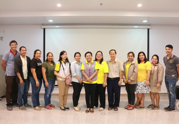 ภาพกิจกรรม แลกเปลี่ยนเรียนรู้เรื่องความสำเร็จในการลงพื้นที่เพื่อเก็บข้อมูลวิจัย