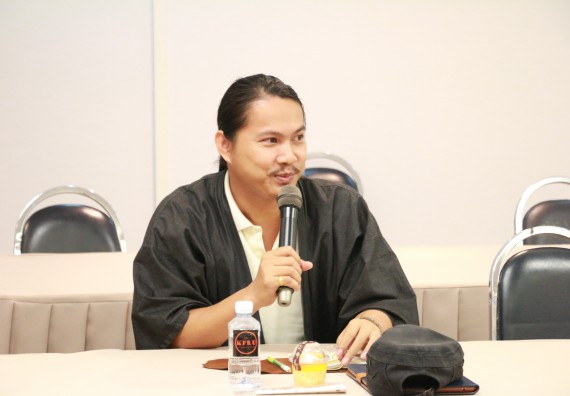 ภาพกิจกรรม แลกเปลี่ยนเรียนรู้เรื่องความสำเร็จในการลงพื้นที่เพื่อเก็บข้อมูลวิจัย