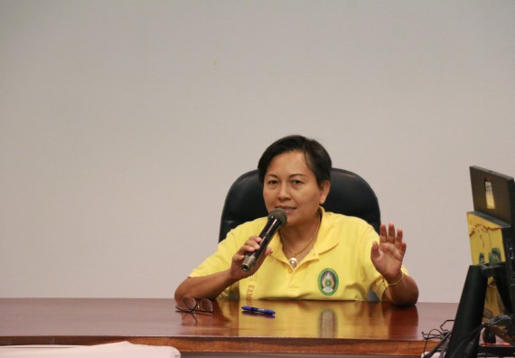 ภาพกิจกรรม ประชุมการรับรองหลักสูตรเพื่อการพัฒนาครูและบุคลากรทางการศึกษา สายงานการสอน