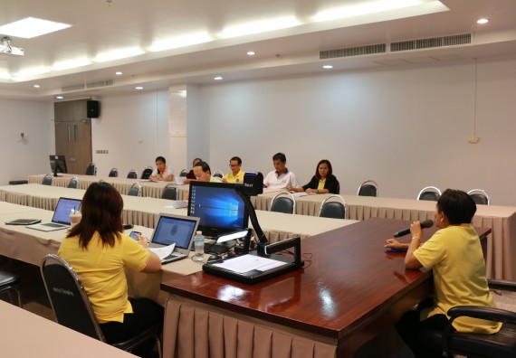 ภาพกิจกรรม ประชุมการรับรองหลักสูตรเพื่อการพัฒนาครูและบุคลากรทางการศึกษา สายงานการสอน