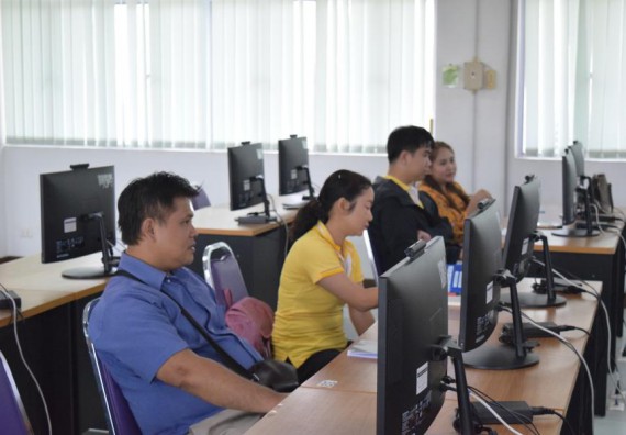 ภาพกิจกรรม คณะวิทยาศาสตร์และเทคโนโลยี  เข้าร่วมอบรมเชิงปฏิบัติการ เรื่อง ระบบสารสนเทศสภาพปัญหาชุมชน