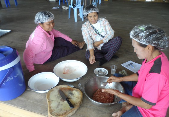 ภาพกิจกรรม โปรแกรมวิชาเกษตรศาสตร์ จัดอบรมและความรู้เกี่ยวกับการเลี้ยงโคเนื้อและการแปรรูปผลิตภัณฑ์