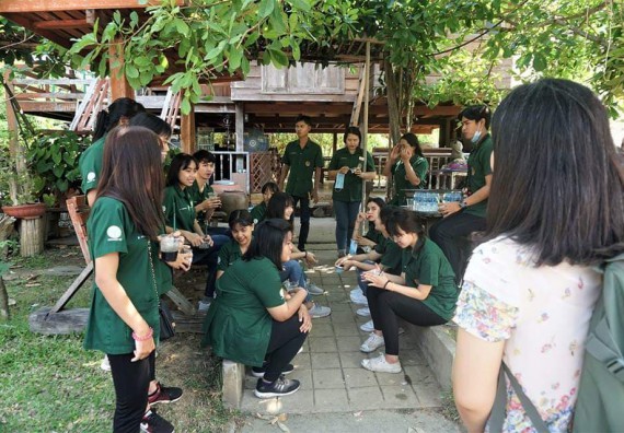 ภาพกิจกรรม โปรแกรมวิชาชีววิทยา	จัดโครงการพัฒนาบัณฑิตทางชีววิทยาที่ตอบสนองอุตสาหกรรมกับบริษัท ราชาพาณิชย์ ฟู๊ด จำกัด