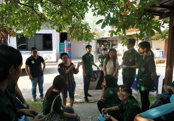 ภาพกิจกรรม โปรแกรมวิชาชีววิทยา	จัดโครงการพัฒนาบัณฑิตทางชีววิทยาที่ตอบสนองอุตสาหกรรมกับบริษัท ราชาพาณิชย์ ฟู๊ด จำกัด