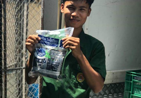 ภาพกิจกรรม โปรแกรมวิชาชีววิทยา	จัดโครงการพัฒนาบัณฑิตทางชีววิทยาที่ตอบสนองอุตสาหกรรมกับบริษัท ราชาพาณิชย์ ฟู๊ด จำกัด