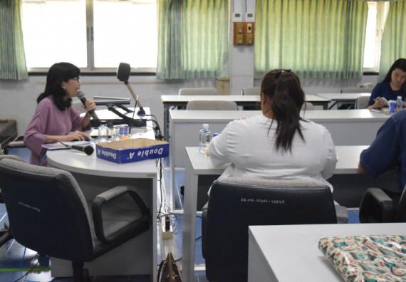 ภาพกิจกรรม คณะวิทยาศาสตร์และเทคโนโลยี เข้าร่วมการจัดการความรู้ เรื่อง การสกัดขุมความรู้และแก่นความรู้ให้กับบุคลากรของมหาวิทยาลัย